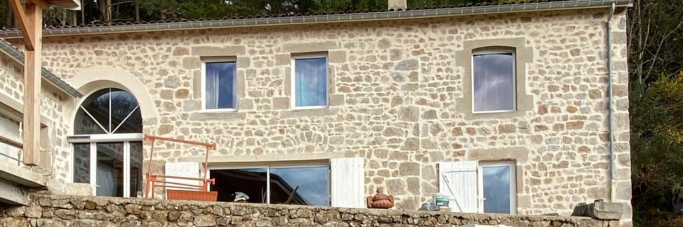  Nos dernières réalisations en Joints de pierre, Enduit hydraulique à la chaux, Rénovation façade, Peinture façade en haute-Loire 