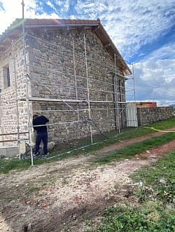Rejointoiement de pierres apparentes à Craponne-sur-Arzon (43)