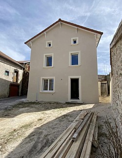 Rénovation façade enduit à la chaux La Chapelle Laurent