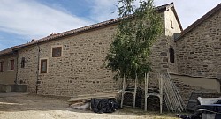 Rejointoiement de façade en pierre à la chaux à Brioude (43)