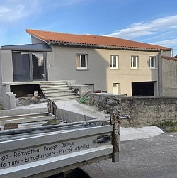 Rénovation de façade en crépi à Brioude (43)