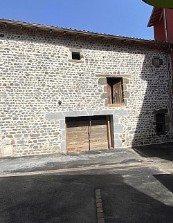 Ravalement et rejointoiement de façade en pierre à Saint-Paulien (43)