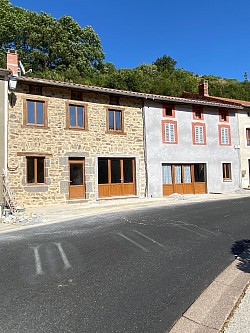 Rejointoiement de façade en pierre à Lavoûte-Chilhac (43)