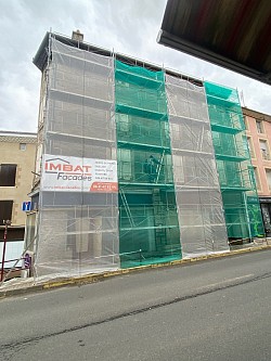 Ravalement de façade avec enduit crépi à Sembadel (43)
