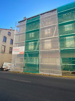 Restauration de façade à Auroux