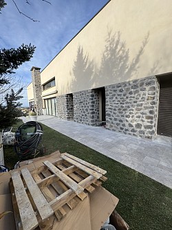Ravalement crépi et joints de pierre le Monastier sur gazeille