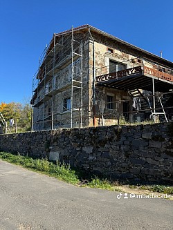 Rejointoiement de façade en pierre à Jax (43)