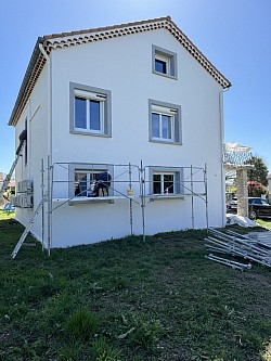 Peinture de façade à Langogne (48)