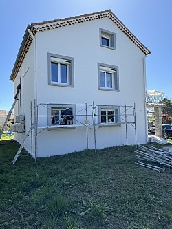 Peinture de façade à Auzat-la-Combelle (63