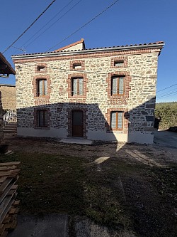 Joints de pierre à Les Martres-de-Veyre (63)